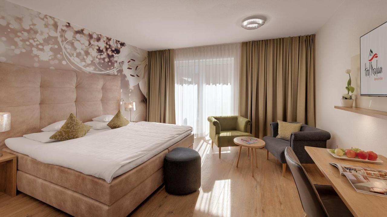 Hotel Moselauen Бернкастель-Кюс Экстерьер фото